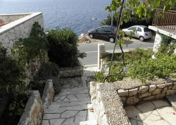 Seabreeze Hvar フヴァル