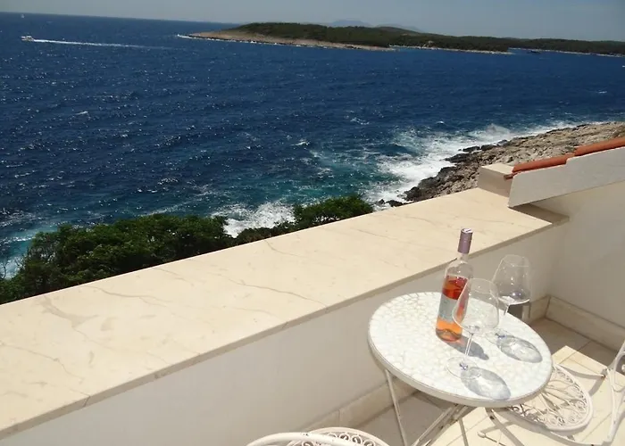 Seabreeze Hvar *
